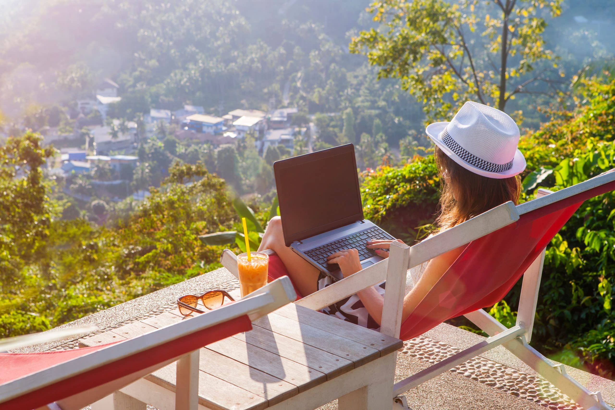 Digital Nomads Are On The Rise - Best Platforms To Find Accommodation
