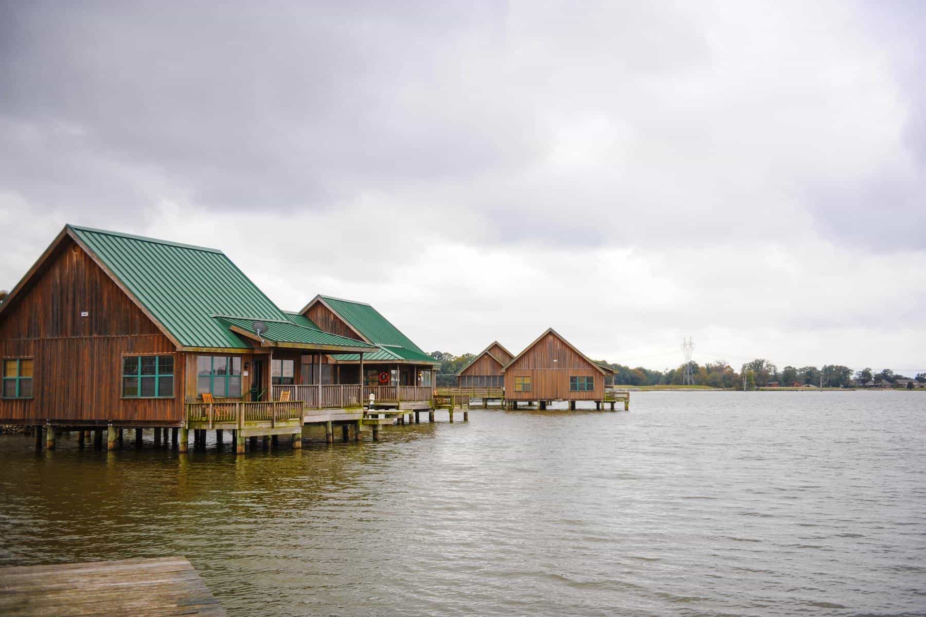 lake camping in louisiana