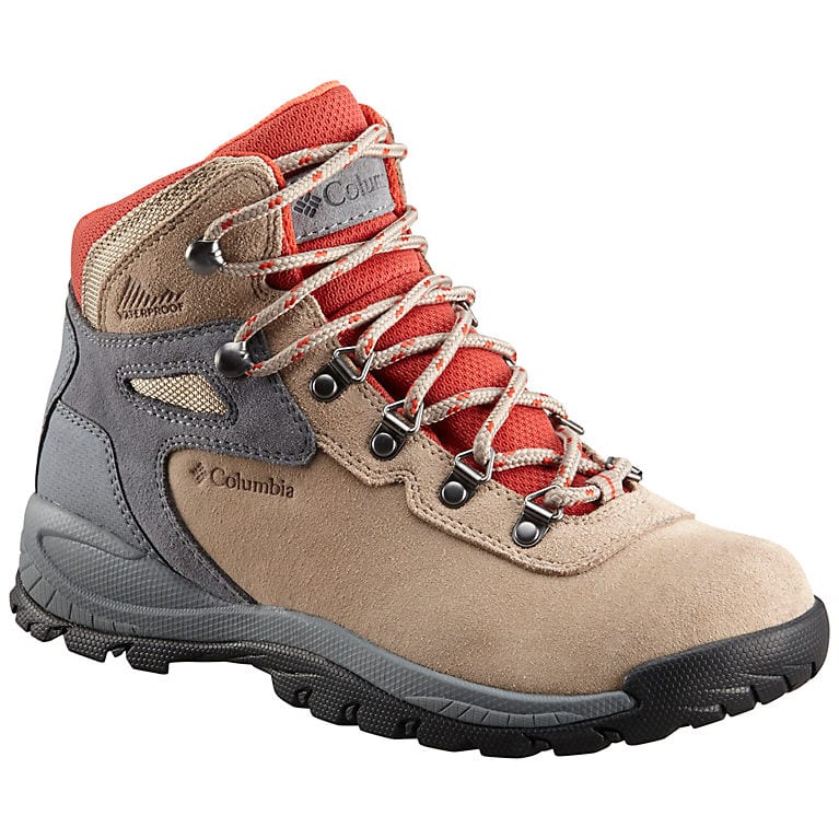 hiking boots flat feet