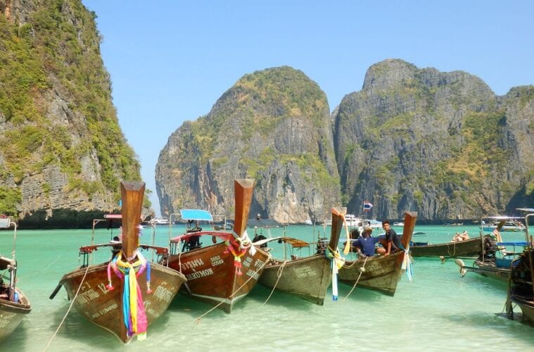 Nearly-10000-tourists-have-visited-Thailand-since-the-reopening