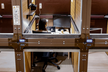 Tokyo-Capsule-Hotel-Converting-into-Coworking-Space-Remote-Workers