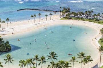 Hawaii progressively reopening tourist attractions