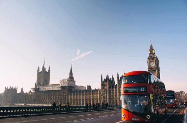 UK to close all travel corridors