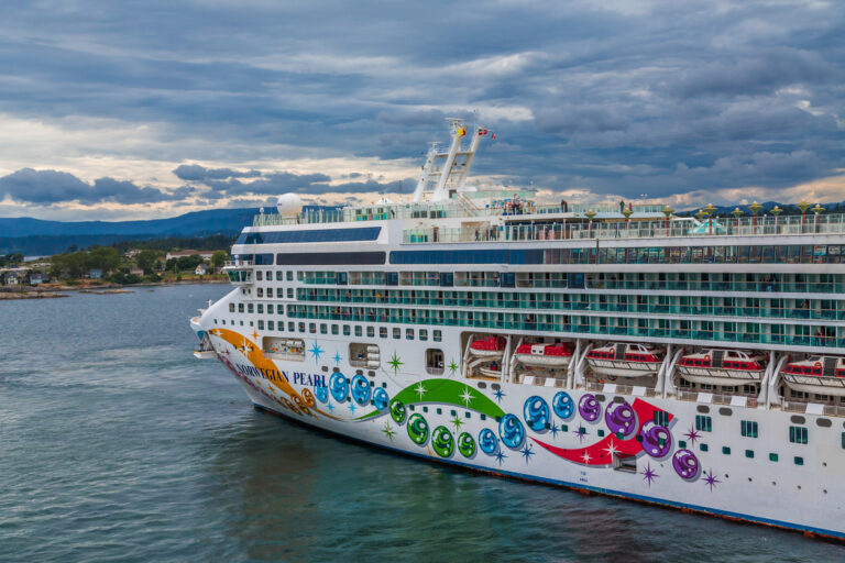 Canada looking to resume cruise ship operations in November 2021