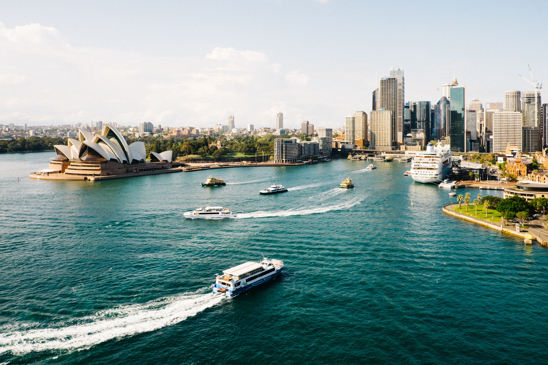 Australia Extends International Travel Ban Until December 2021