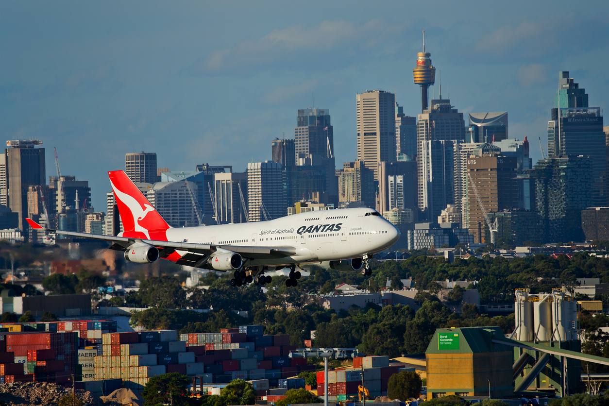 Qantas To Resume Flights to London and Los Angeles on Nov. 14