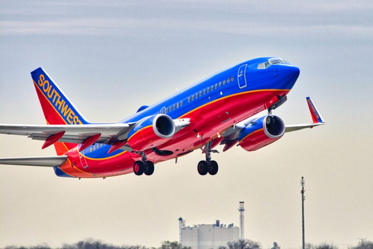 Southwest Airlines Offering Limited 40% Discounts on 2022 Flights To Hawaii