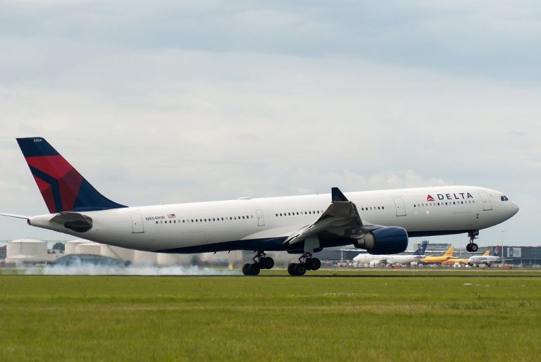 Delta Expects 5.6 Million Passengers for Thanksgiving Holiday