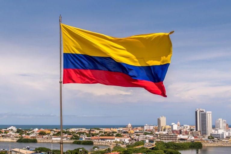 Colombia Reimposes Entry Requirements for All Travelers from December 14