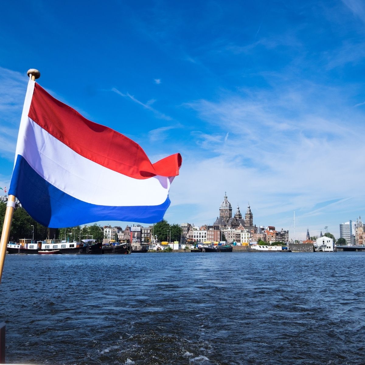 Netherlands Announces Booster Shot Requirement for Travel in Early 2022