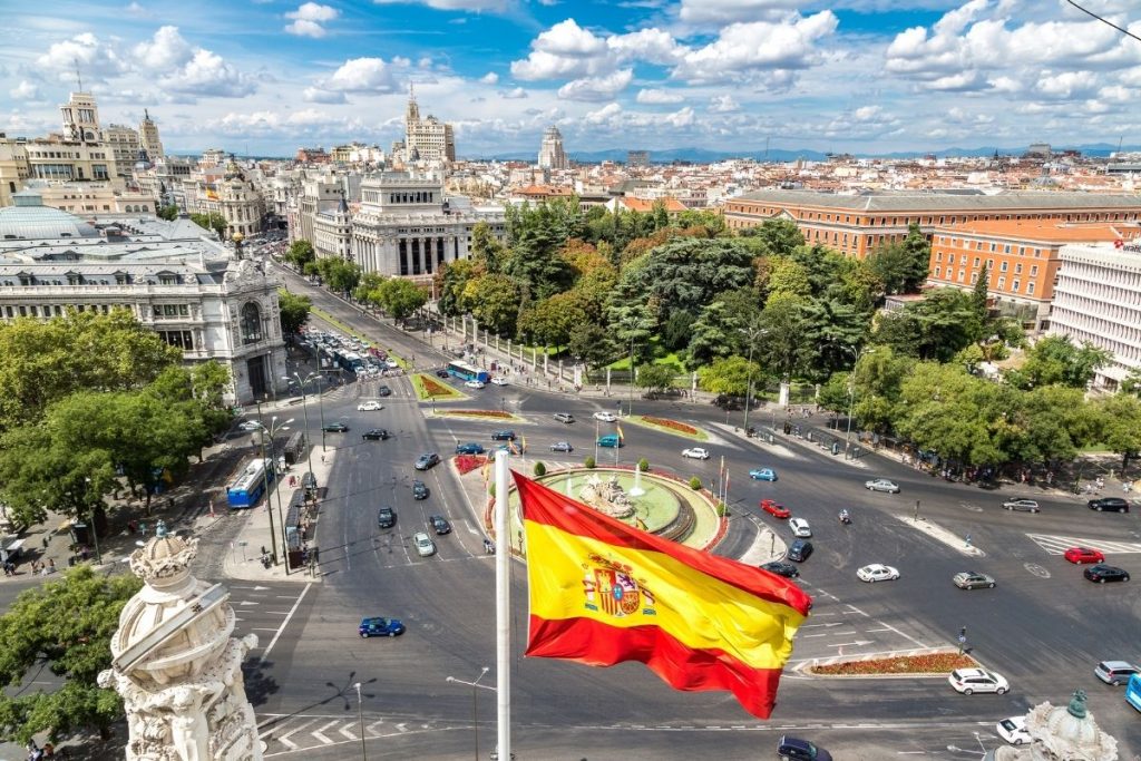 Spanien tillkännager nya strikta inträdesrestriktioner över Omicron-varianten