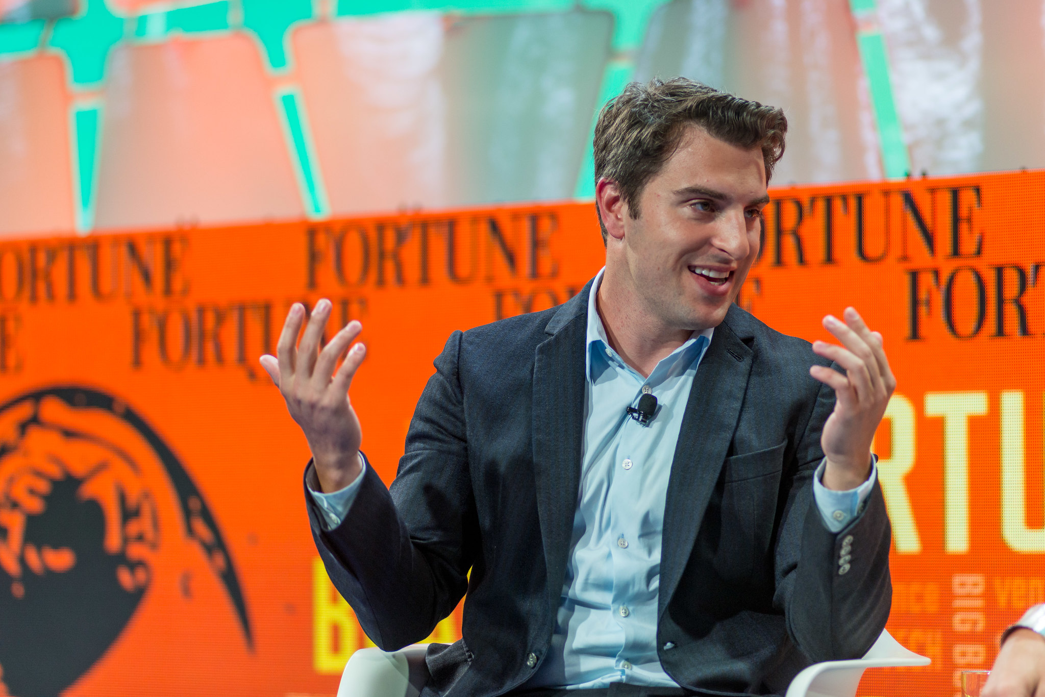 Airbnb's CEO Aims To Live As A Digital Nomad Across the U.S. in 2022