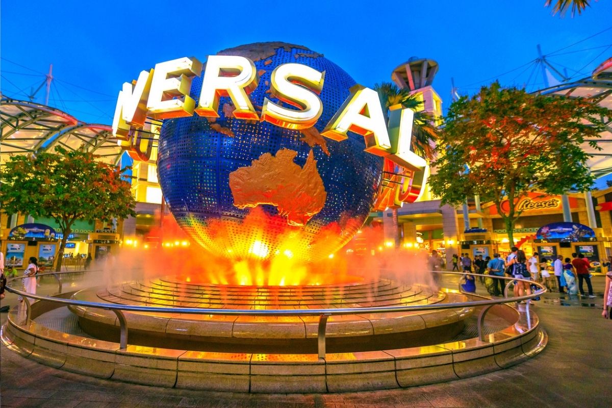 Universal Orlando Lifts Mask Requirement for Vaccinated Visitors