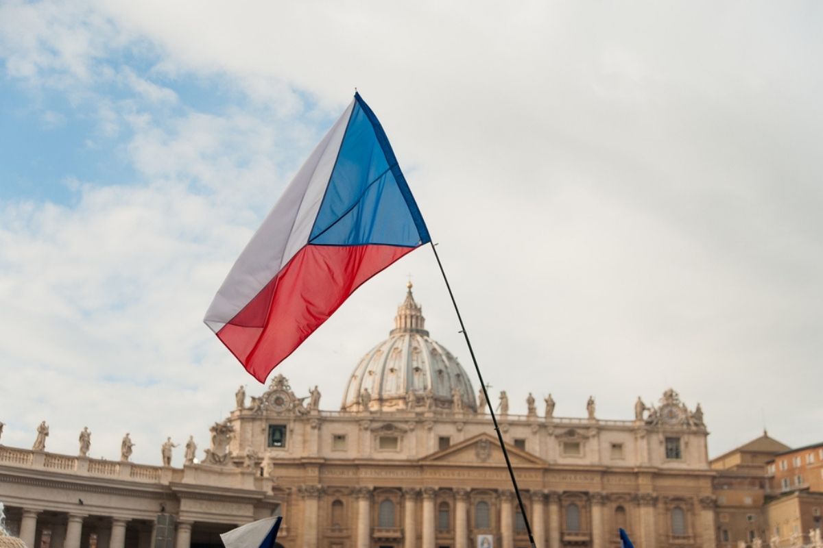 Czech Republic Lifting ALL Entry Restrictions From April 9