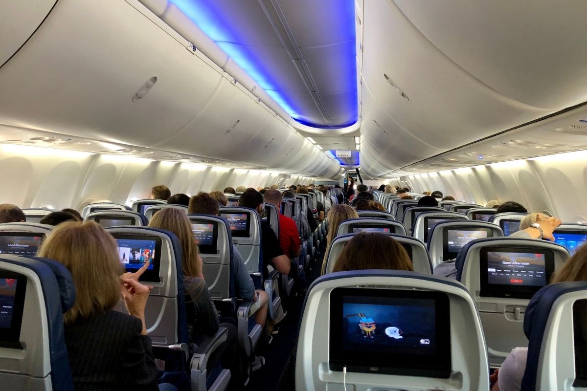 Delta's New Seat Algorithm Makes It Easier For Family Members To Sit Together
