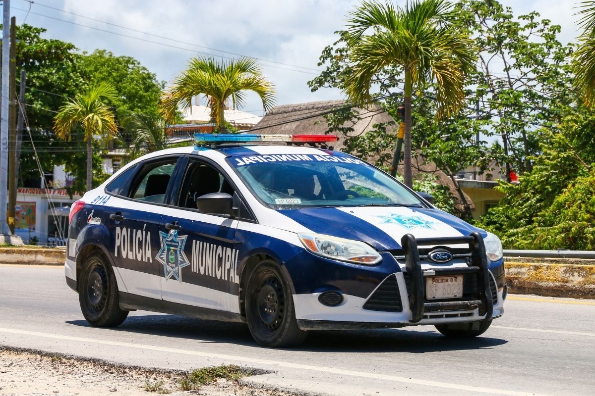 Mexican Policemen In Tulum Will Be Fired If Caught Extorting Tourists Again