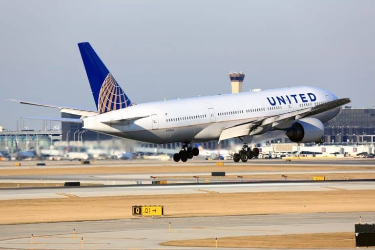 United Airlines, Determined to Stop Unprecedented Skyrocketed Rise in Air Fares