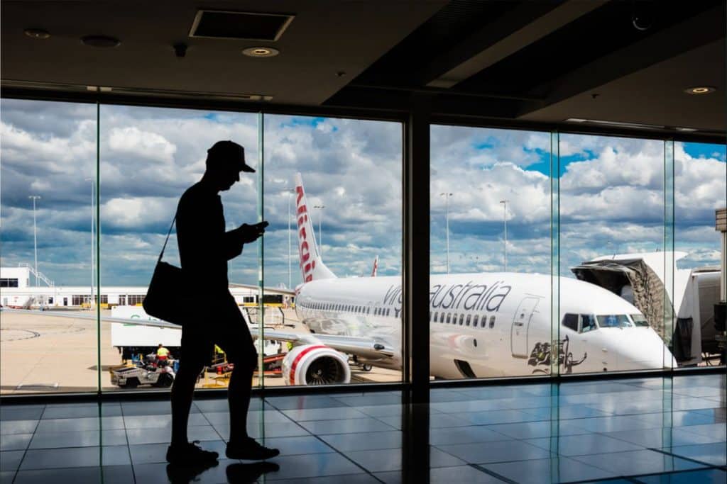 Första flyget från Virgin Australia landar på Bali efter 2 år långt uppehåll