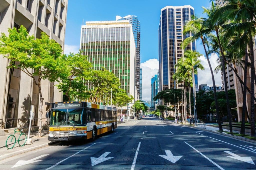 buss i honolulu hawaii