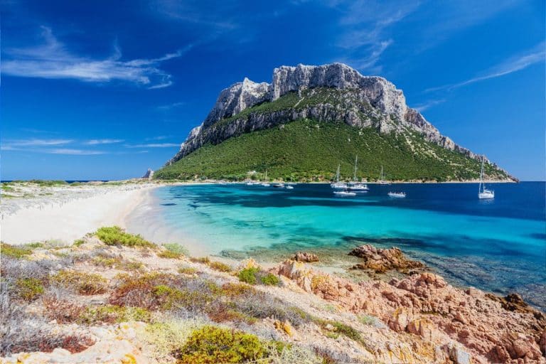 This European Paradise Pays People Up To $15,000 To Move To Its Small Municipalities