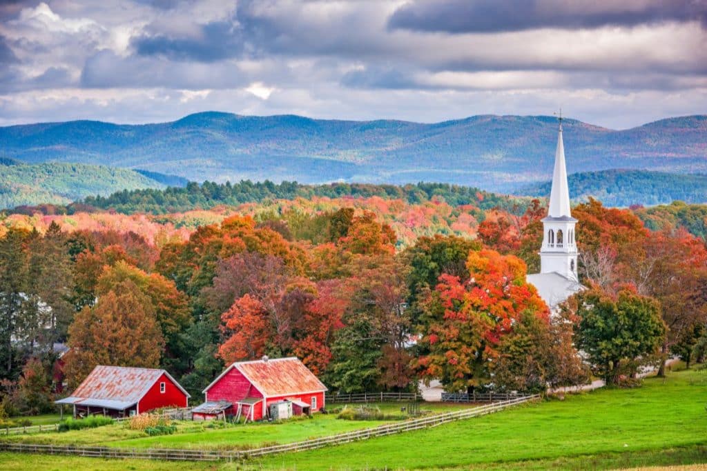 19 Best Places To Visit In The U.S. In October 2023