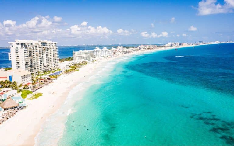 18 U.S. Cities Have Flights To Cancun This Fall And Winter Under $250