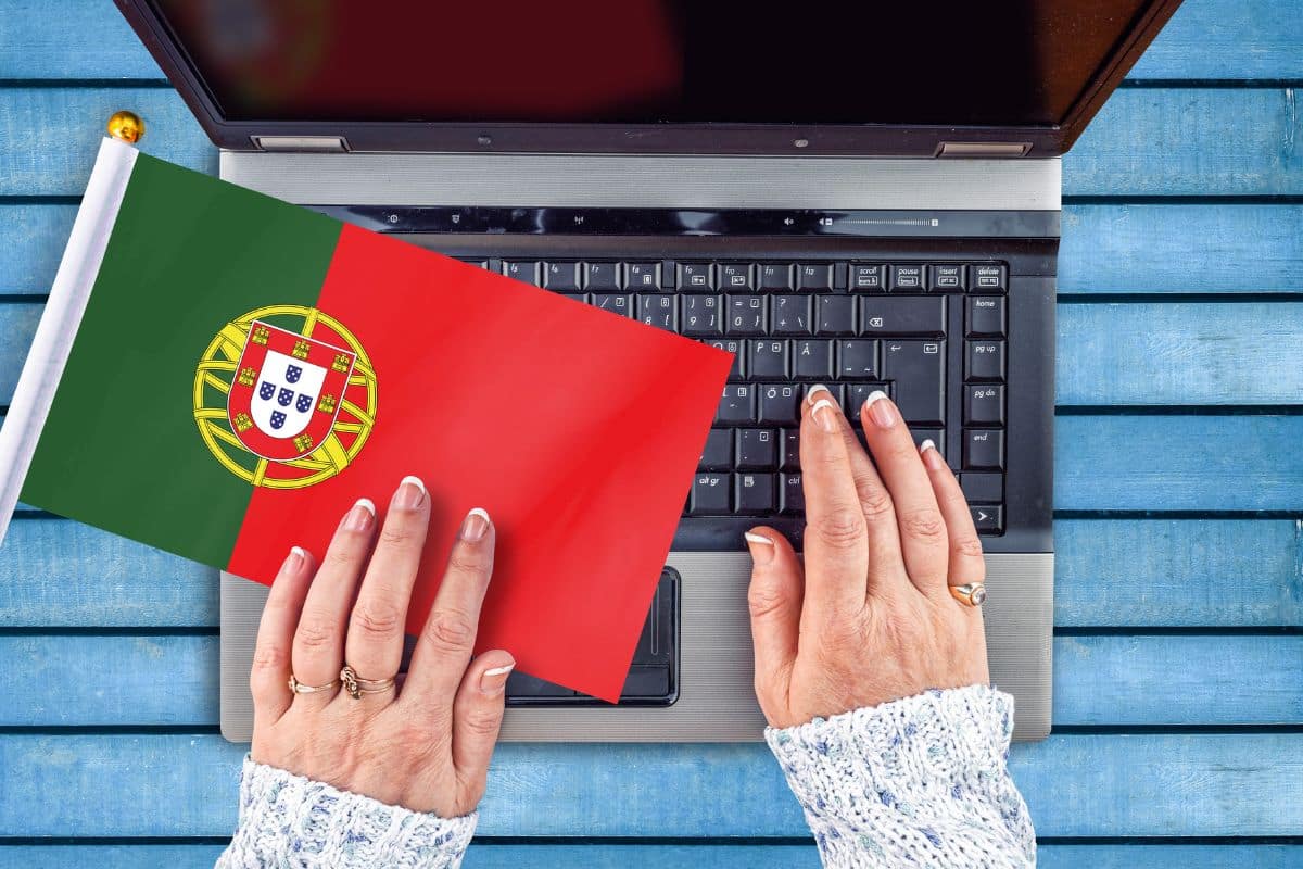 Nová digitální cestovní víza Portugalska se ukázala být oblíbená díky 200 vízům vydaným za 2,5 měsíce