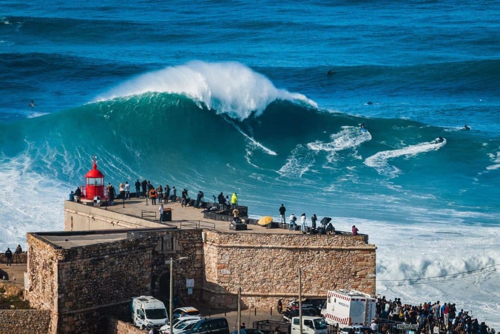 big wave in nazare portugal