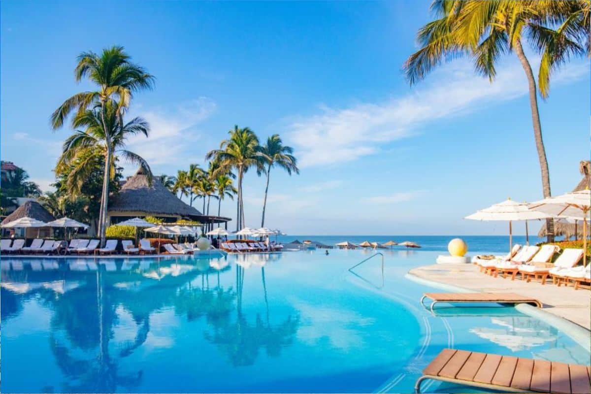These 6 All-Inclusive Resorts Have Just Been Named Mexico's Top Hotels