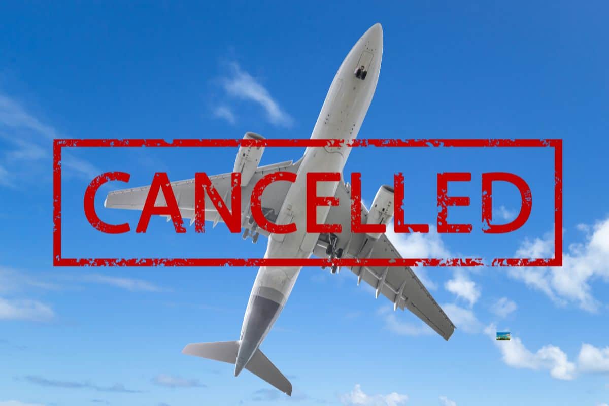 United CEO Blames FAA For The Massive Amount Of Flights Cancellations This Week