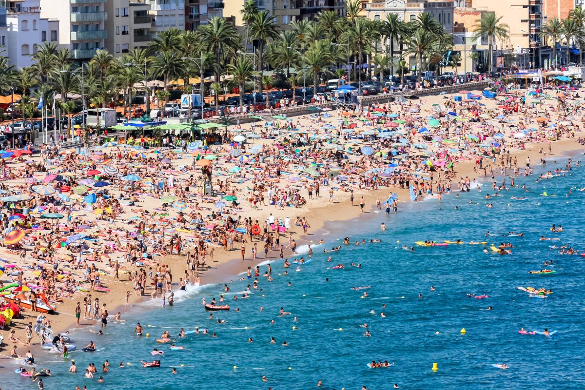 These Are The 10 Most Overcrowded European Beaches This Summer