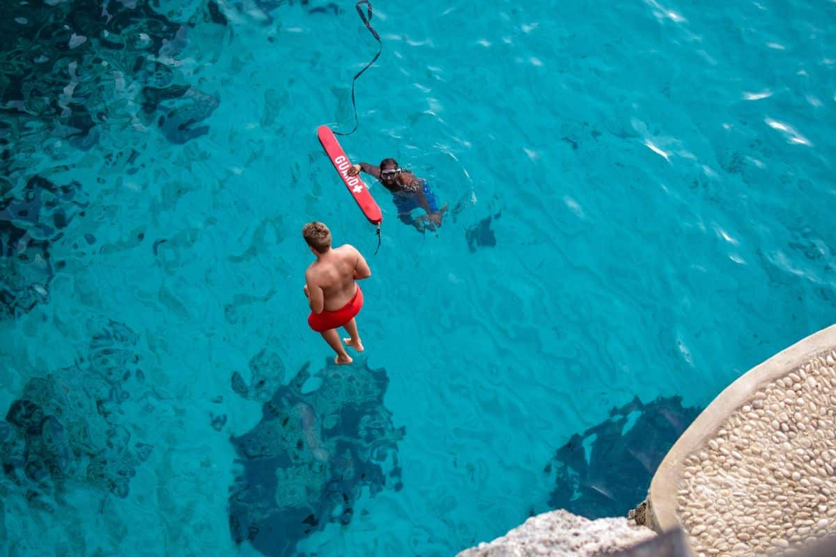 This 47 Year-Old Bar With Cliff Jump Is Becoming An Icon Of The Caribbean