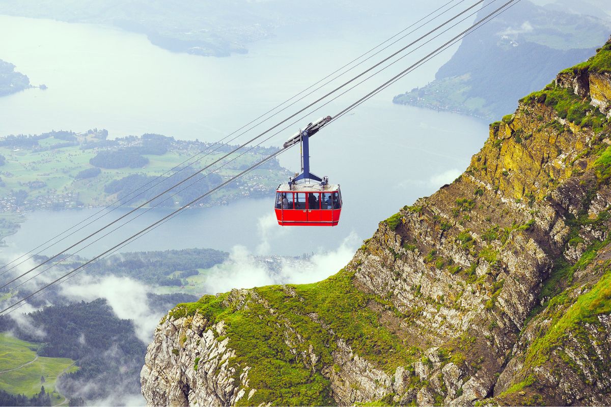 This New 2-Hour Cable Car Ride Is The First To Enable Travel Between Two Countries