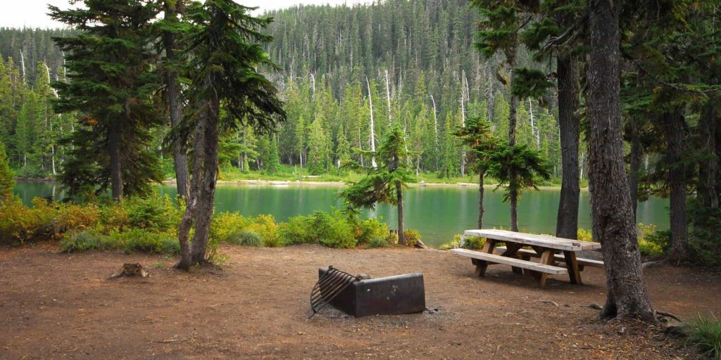 https://www.campgroundviews.com/listing/fall-lake-campground/fall-lake-campground-2/