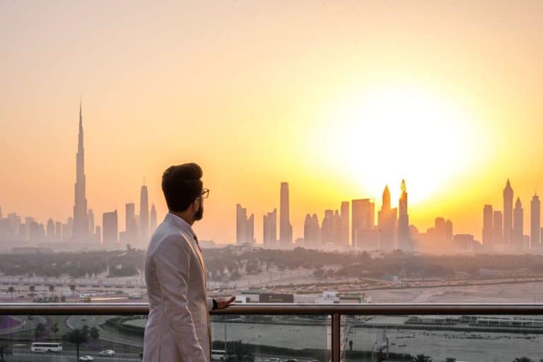 Who Are The Wealthy Digital Nomads Flocking To Dubai
