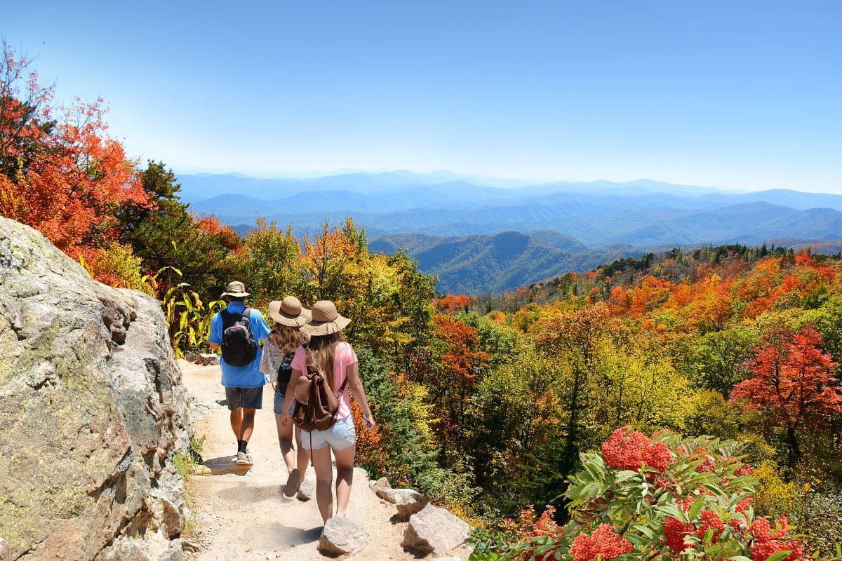 8 Trending U.S. Places To Visit For Foliage, Scenery, And Less Crowds In Fall 2023