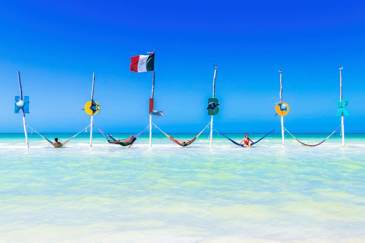 The Paradise Island 2 Hours North of Cancun That travelers are Falling in Love With