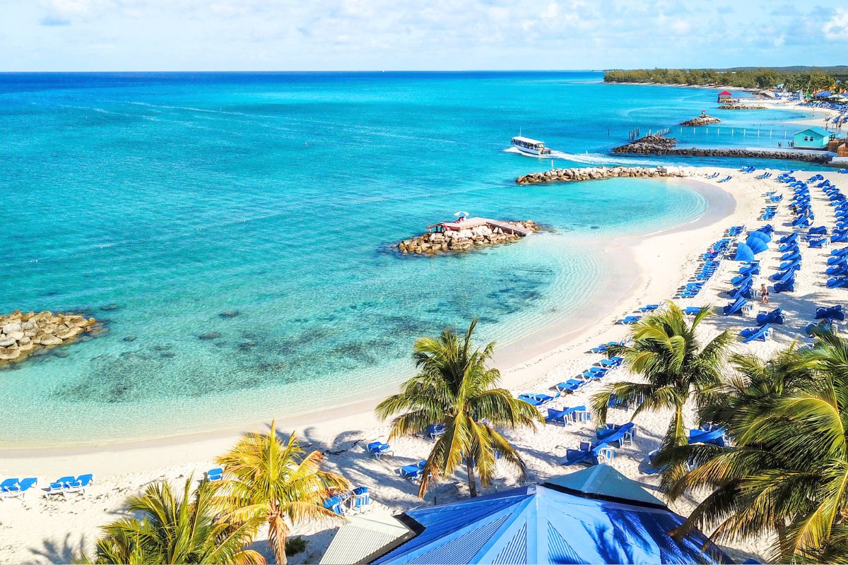 Why Are Tourists Flocking To The Bahamas In Record Numbers