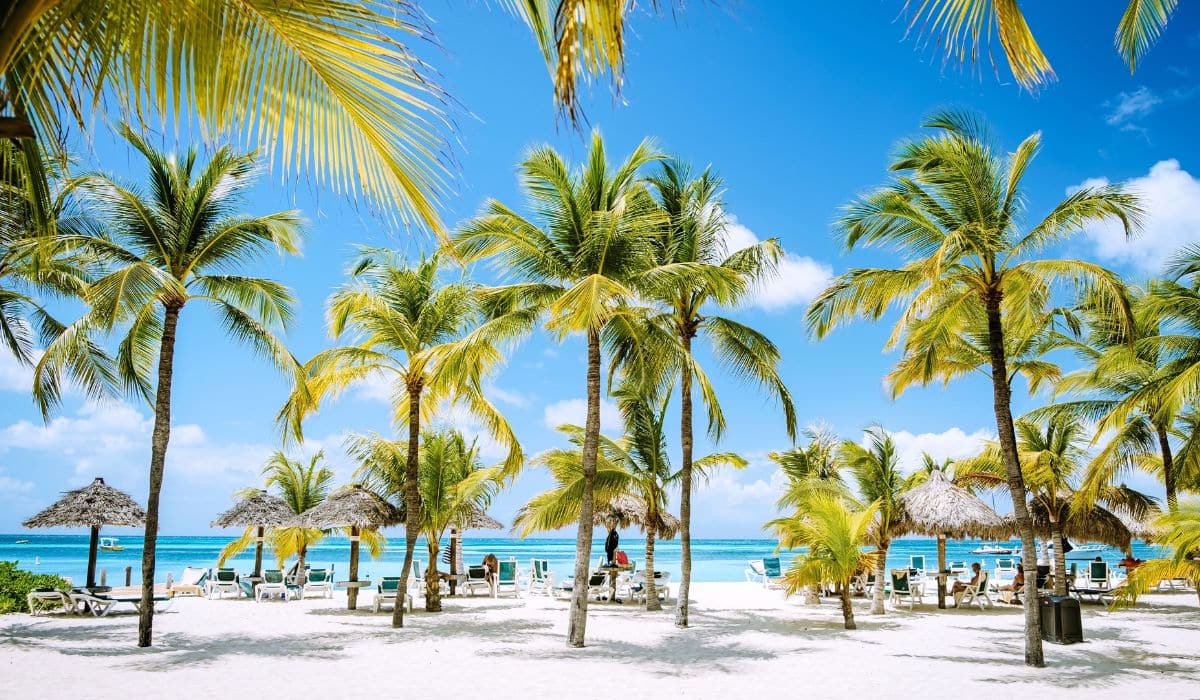 Record-Breaking 1.2M Visitors In The Mexican Caribbean During Easter Weekend